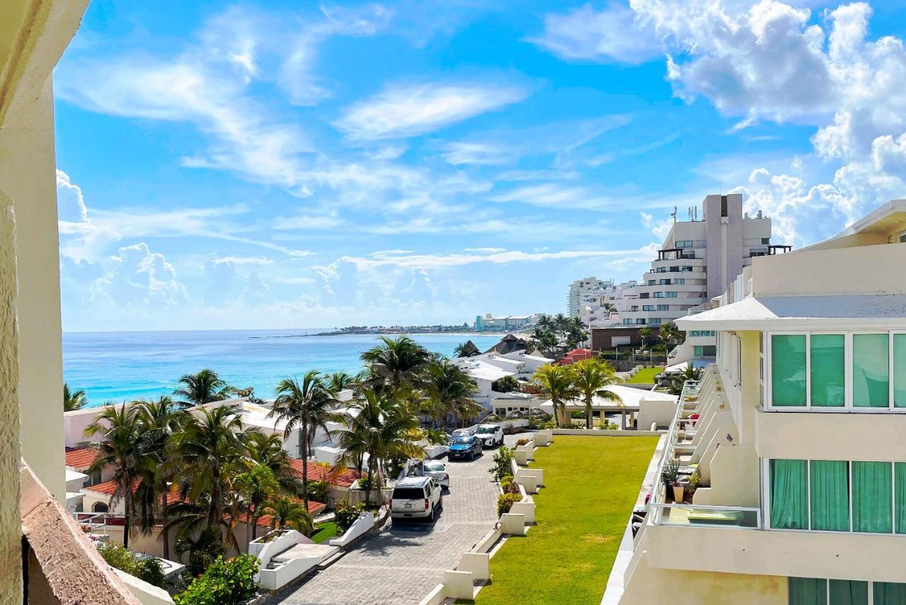Renovated Studio In Cancun Beach At The Hotel Zone Buitenkant foto